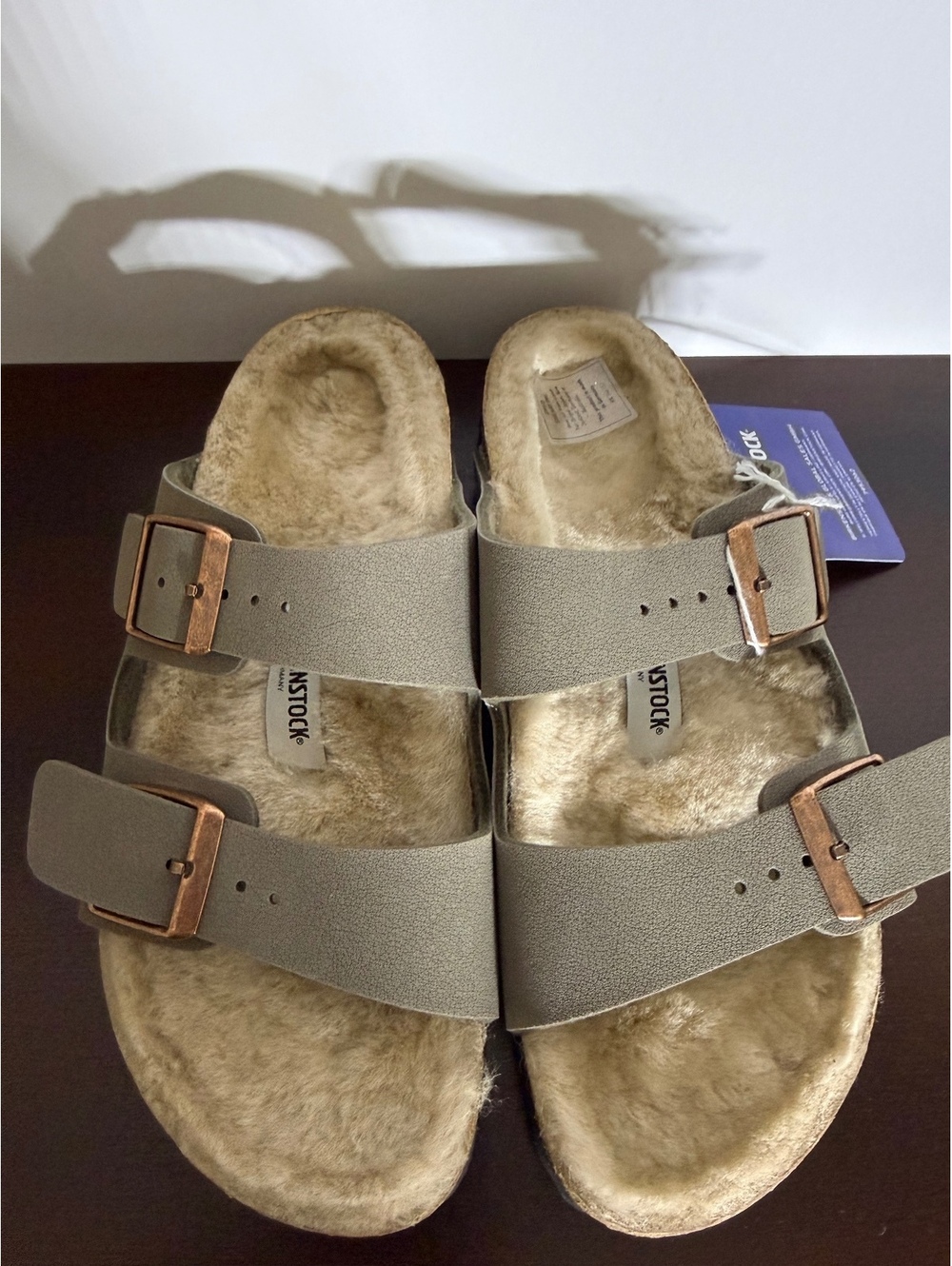 Birkenstock Arizona Shearling Sandals Women’s 36 Taupe Gray Fur Lined New